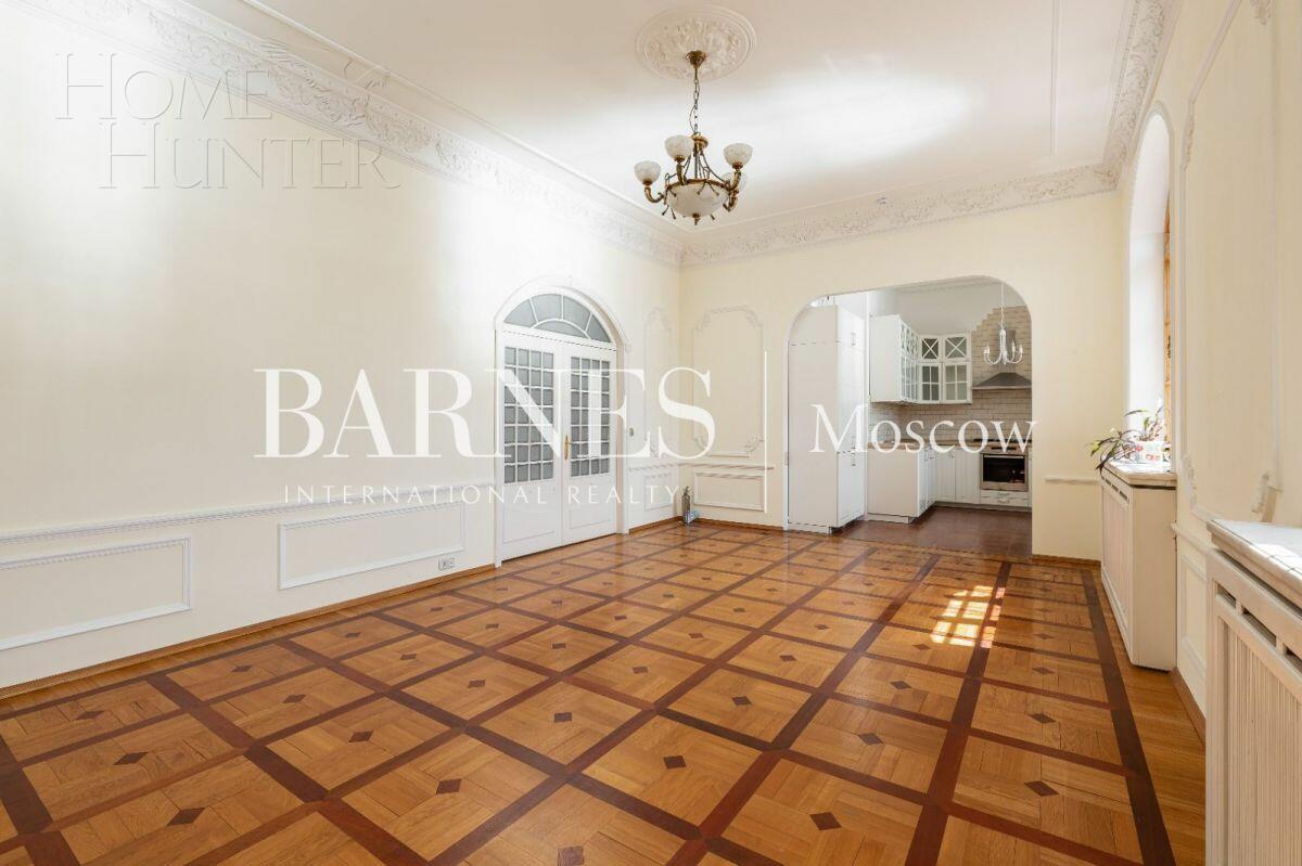 3-УРОВНЕВЫЙ ПЕНТХАУС С ОТДЕЛКОЙ 379 М² НА 7 ЭТАЖЕ