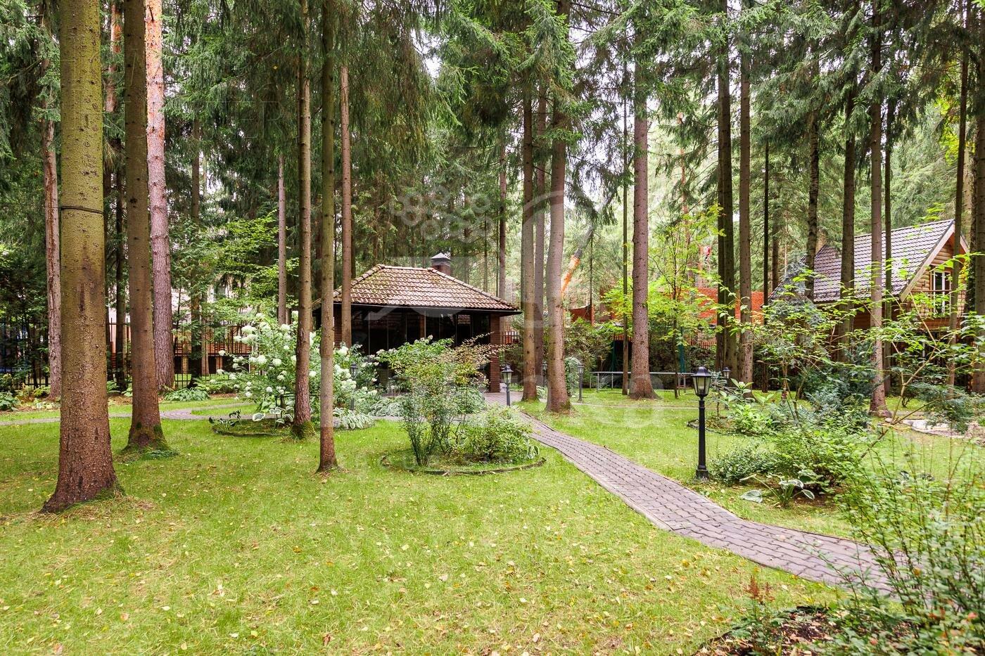 2-этажный коттедж 398.2 м² с отделкой