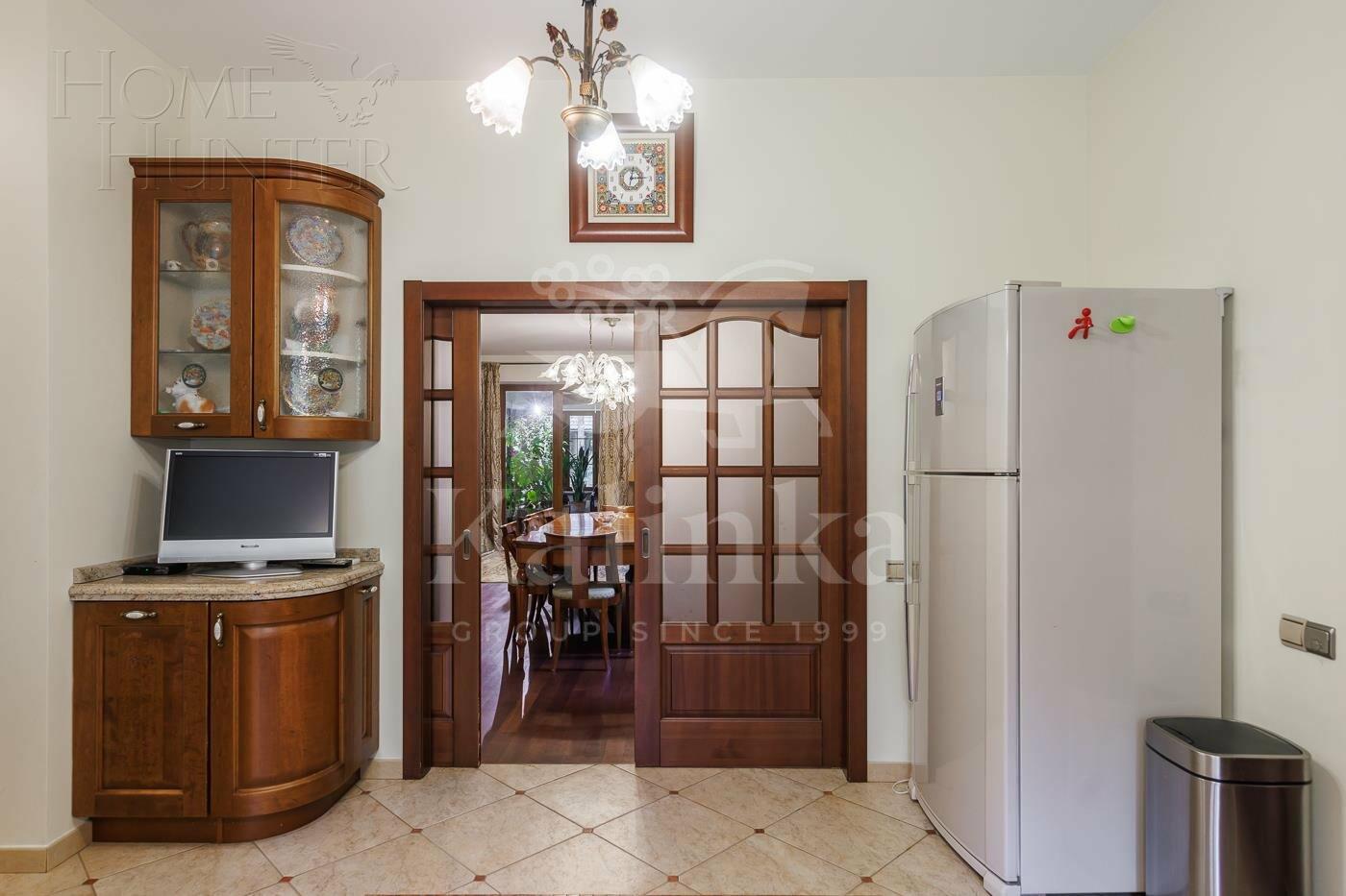 2-этажный коттедж 398.2 м² с отделкой