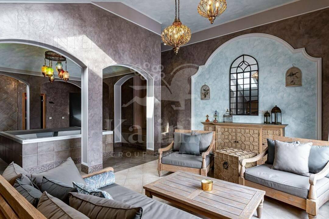 2-этажный коттедж 720 м² с отделкой