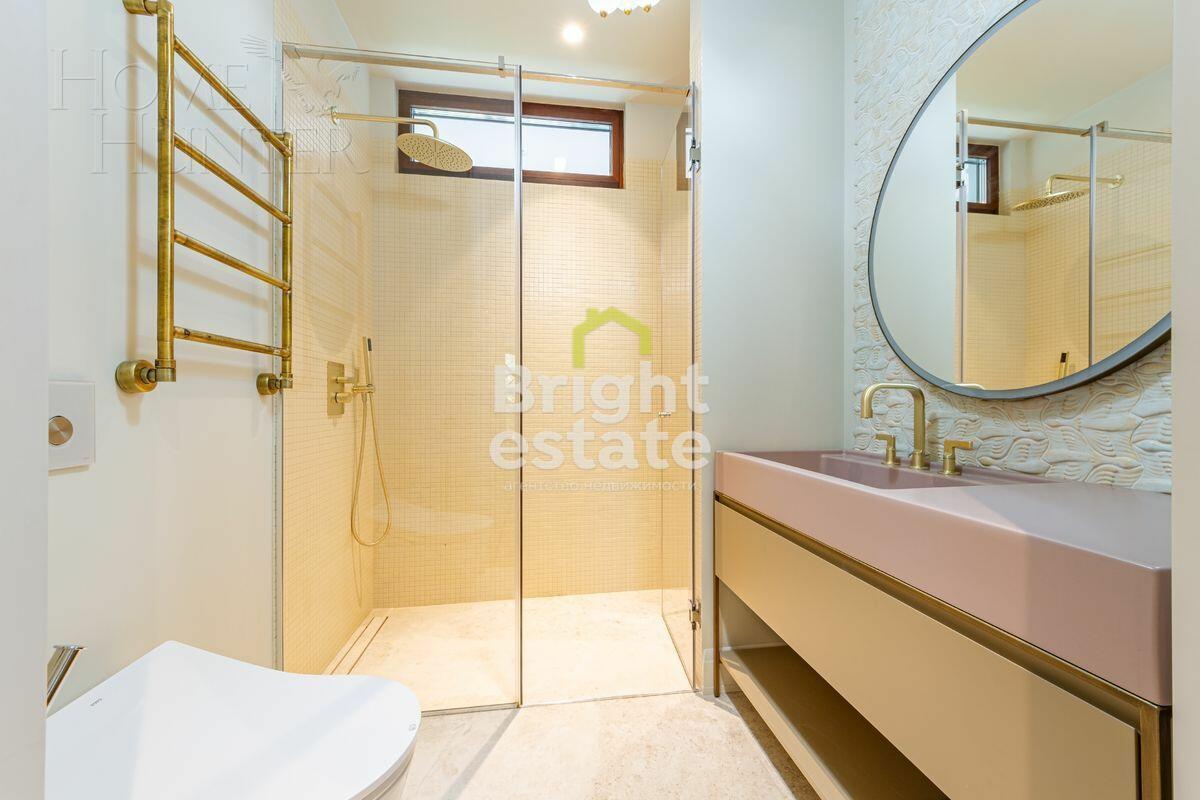 4-УРОВНЕВЫЙ ТАУНХАУС С ОТДЕЛКОЙ 500 М² НА 1 ЭТАЖЕ