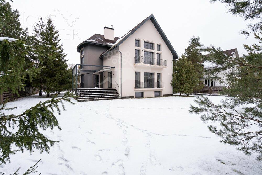 2-этажный коттедж 467 м² с отделкой