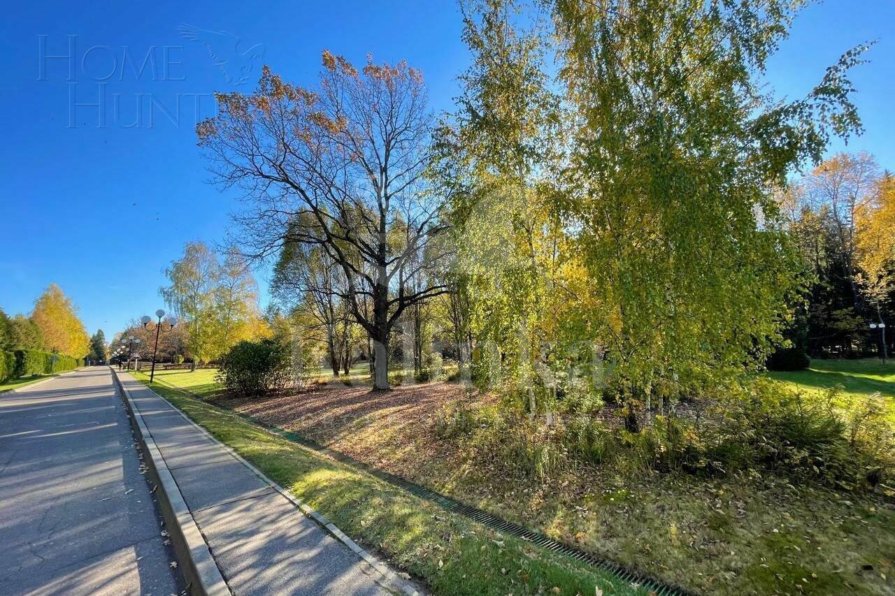 Участок 44.52 сот. в охраняемом поселке