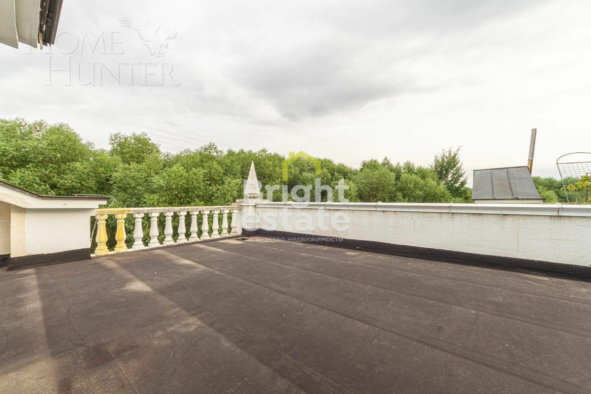 4-УРОВНЕВЫЙ ТАУНХАУС С ОТДЕЛКОЙ 500 М² НА 1 ЭТАЖЕ