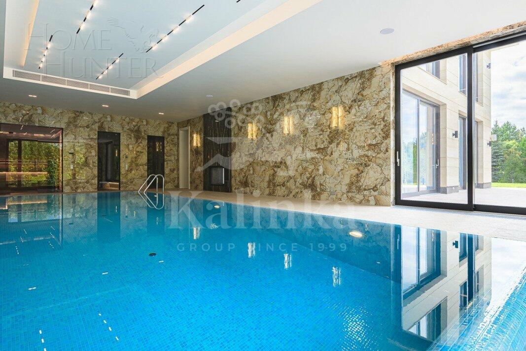 2-этажный коттедж 1 071 м² с отделкой