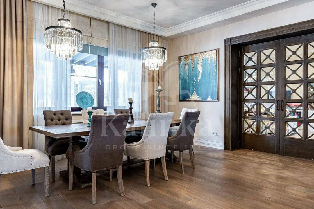 2-этажный коттедж 720 м² с отделкой