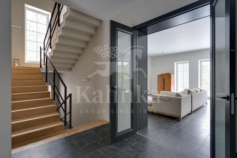 2-этажный коттедж 467 м² с отделкой