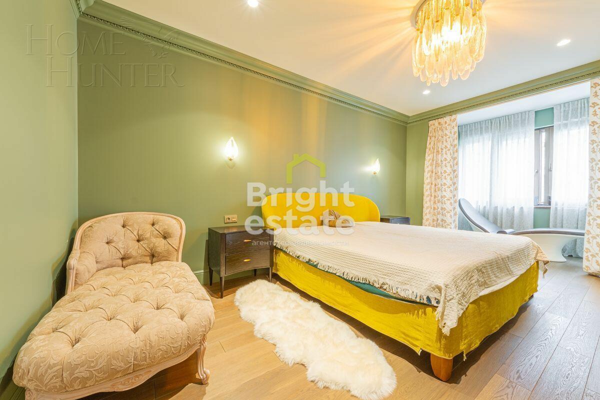 4-УРОВНЕВЫЙ ТАУНХАУС С ОТДЕЛКОЙ 500 М² НА 1 ЭТАЖЕ