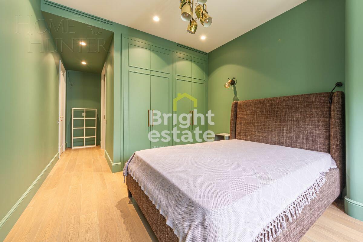 4-УРОВНЕВЫЙ ТАУНХАУС С ОТДЕЛКОЙ 500 М² НА 1 ЭТАЖЕ