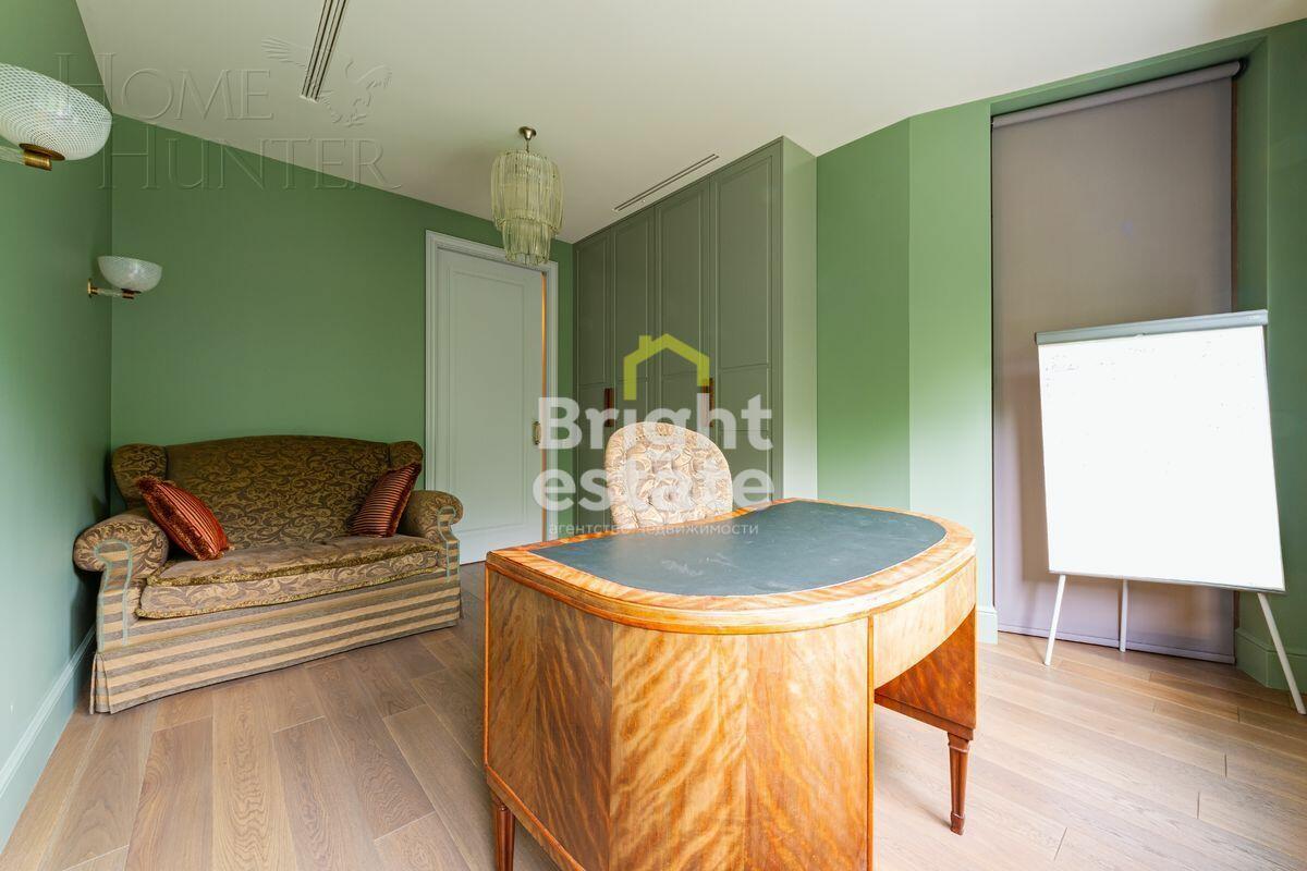 4-УРОВНЕВЫЙ ТАУНХАУС С ОТДЕЛКОЙ 500 М² НА 1 ЭТАЖЕ