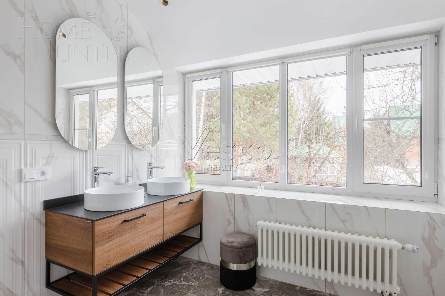 3-этажный коттедж 400 м² с отделкой