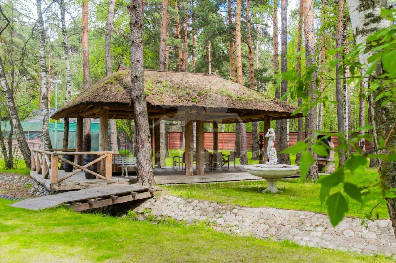 2-этажный коттедж 726 м² с отделкой