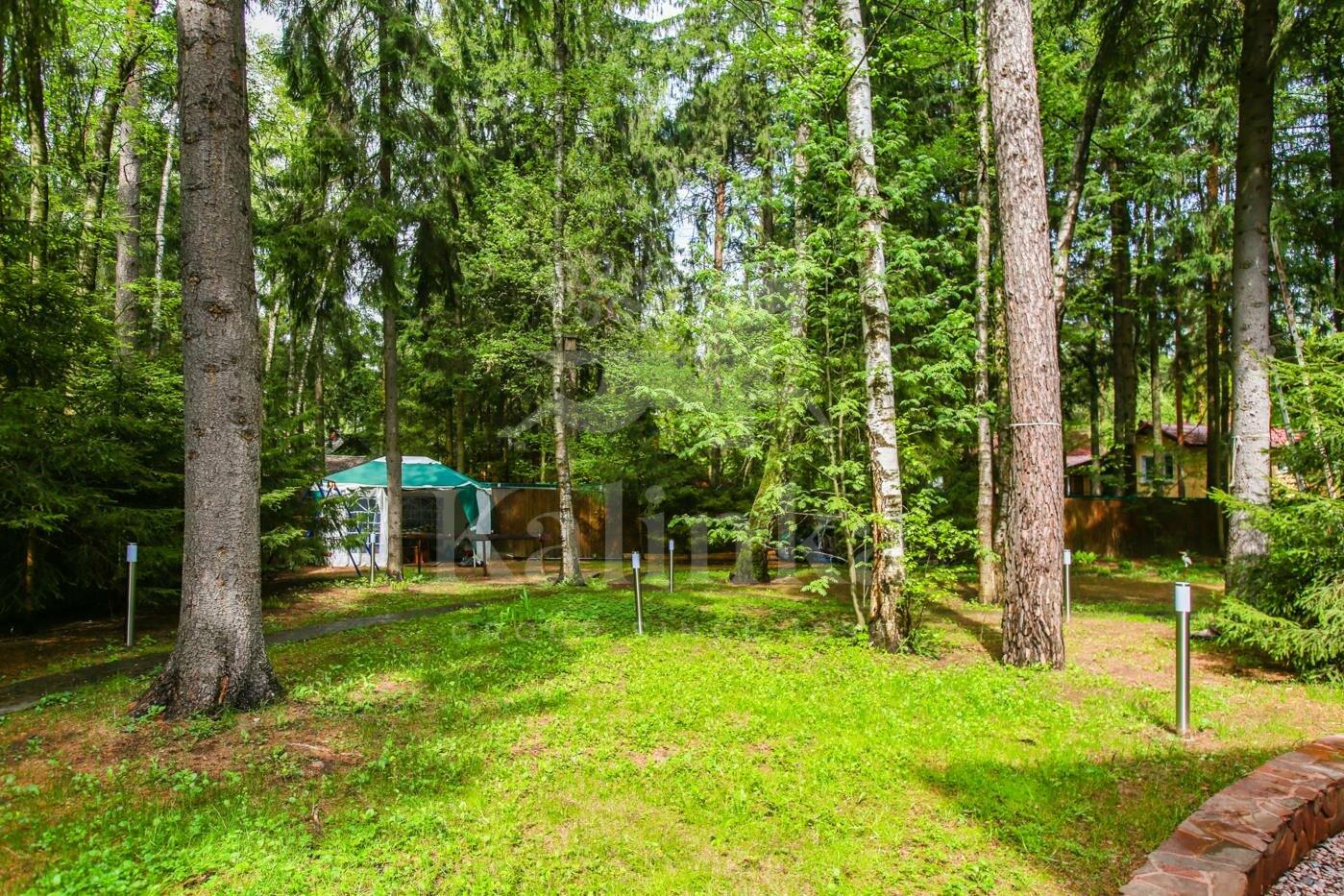 2-этажный коттедж 850 м² с отделкой