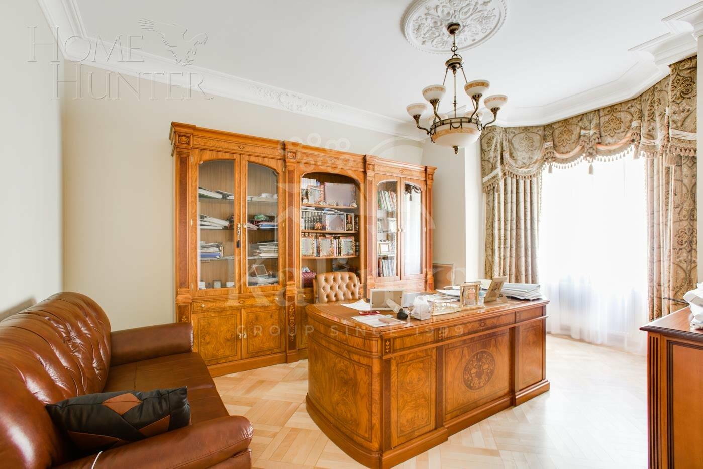 2-этажный коттедж 850 м² с отделкой