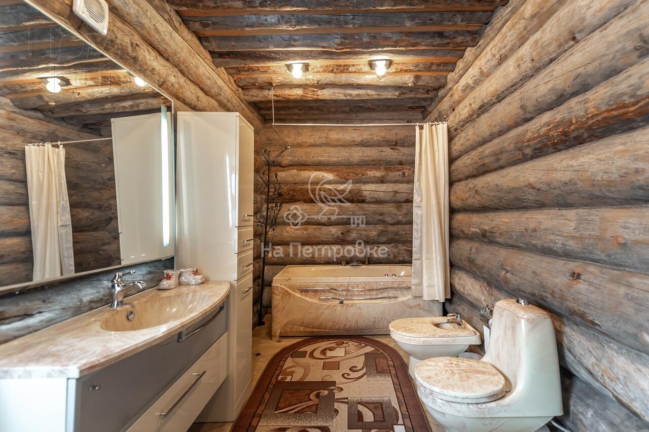 3-этажный коттедж 4 590 м² с отделкой