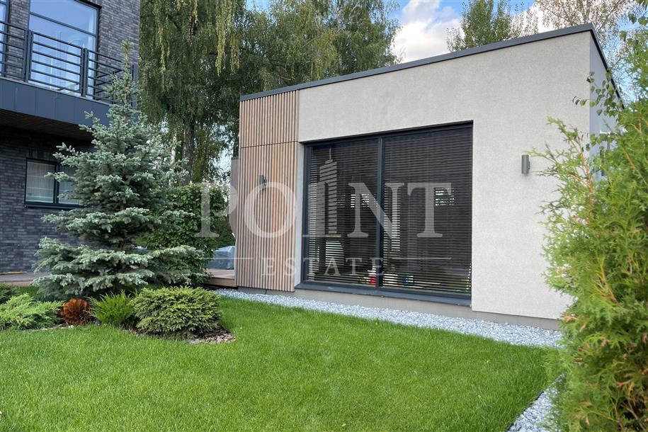 2-этажный коттедж 700 м² с отделкой