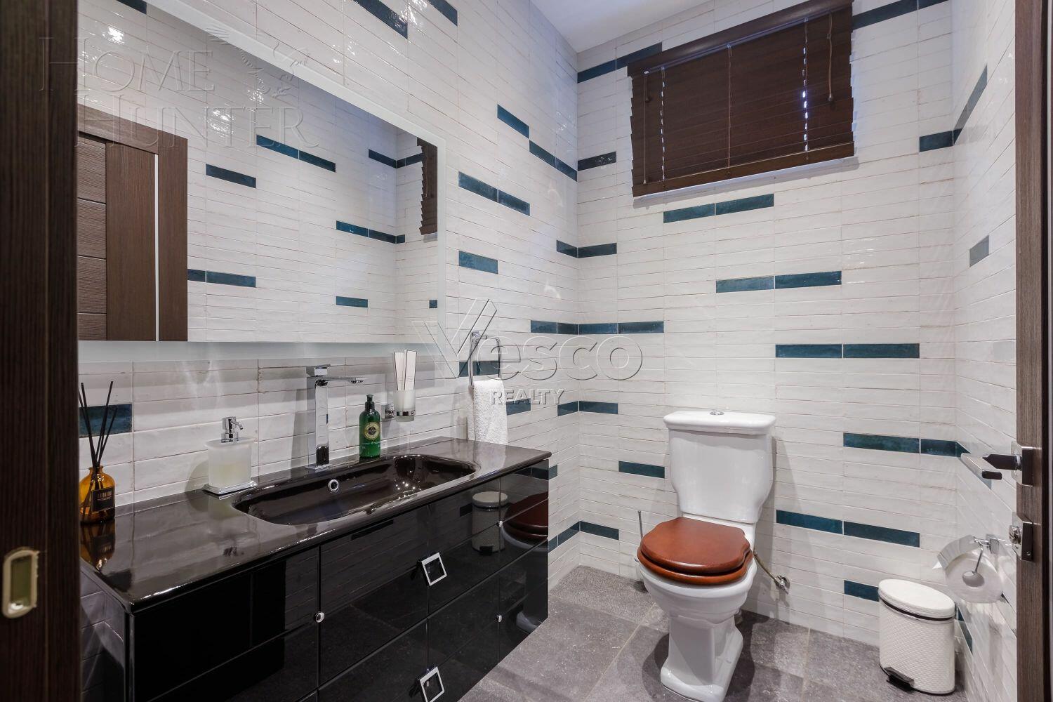 2-этажный коттедж 350 м² с отделкой