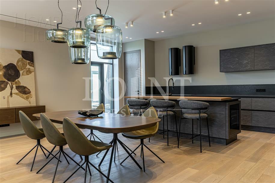 2-этажный коттедж 700 м² с отделкой