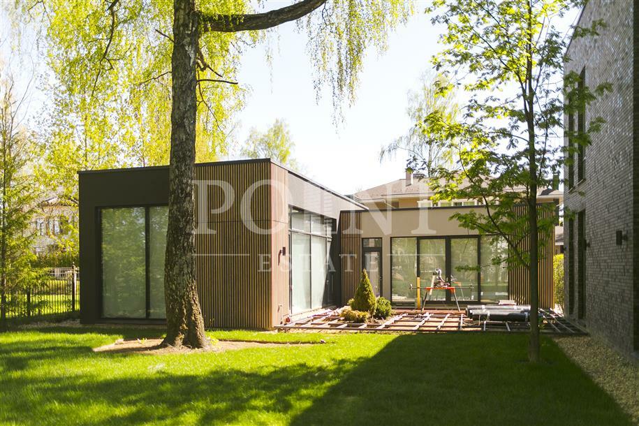 2-этажный коттедж 700 м² с отделкой