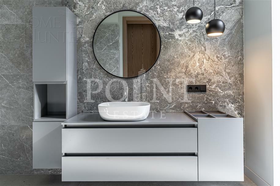 2-этажный коттедж 700 м² с отделкой