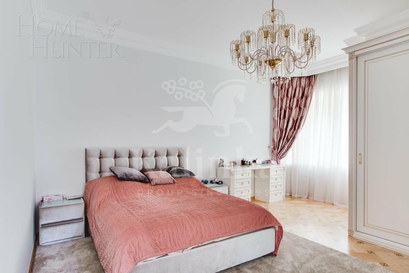 2-этажный коттедж 850 м² с отделкой