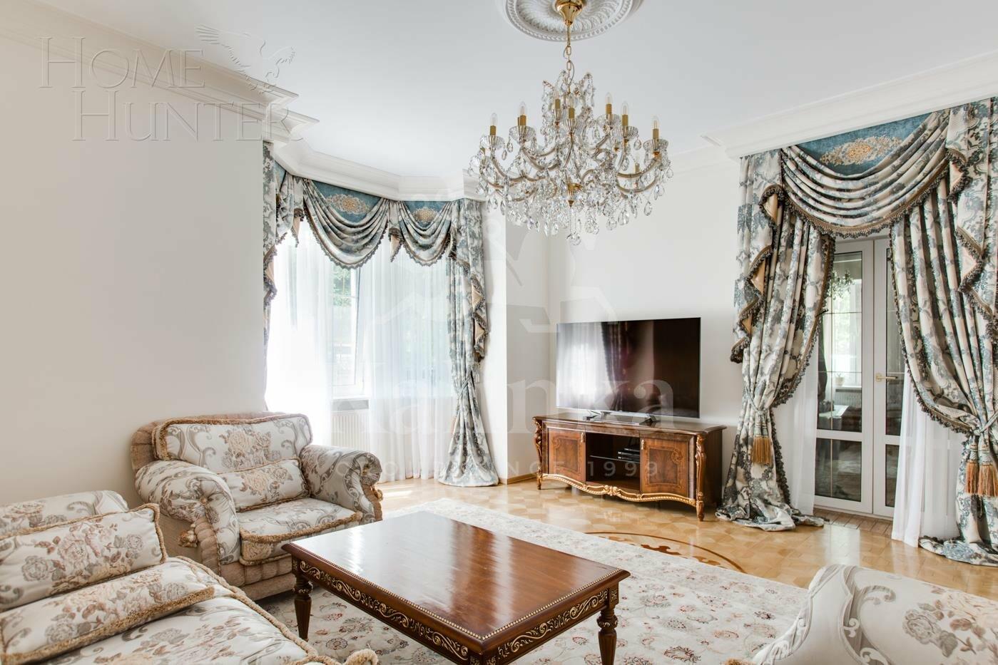 2-этажный коттедж 850 м² с отделкой