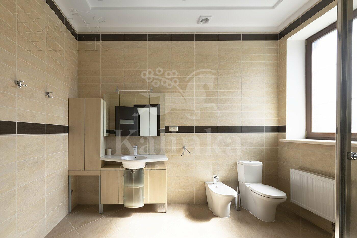 2-этажный таунхаус 220 м² с отделкой