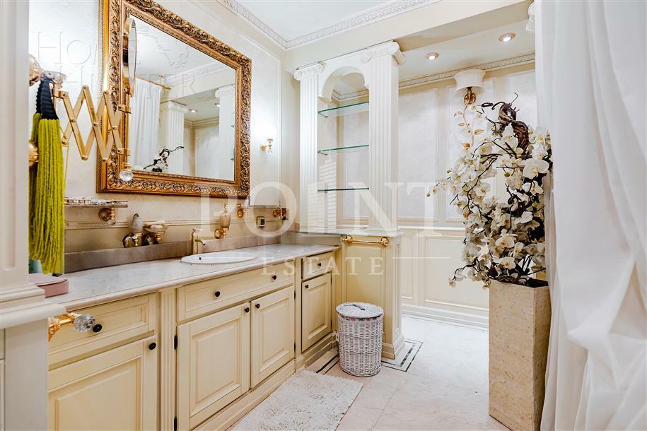 5-КОМН. КВАРТИРА С ОТДЕЛКОЙ 252.5 М² НА 3 ЭТАЖЕ