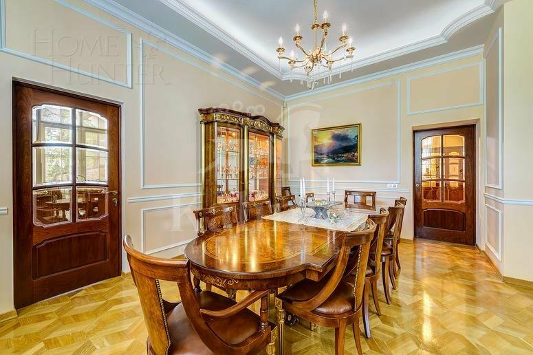 3-этажный коттедж 935 м² с отделкой