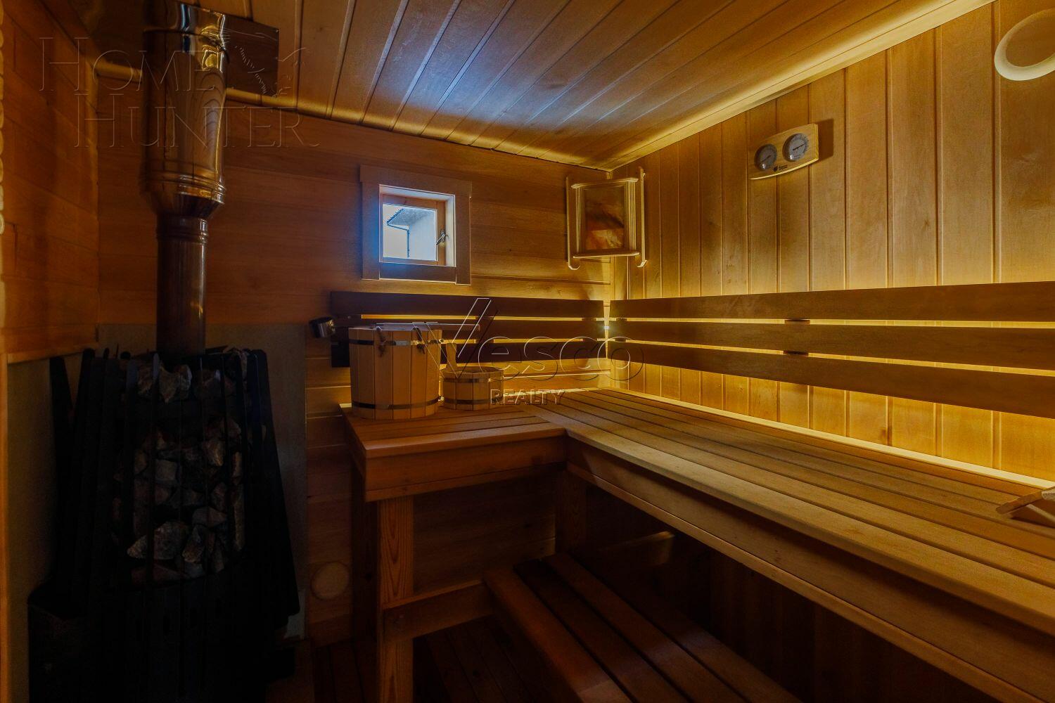 2-этажный коттедж 350 м² с отделкой