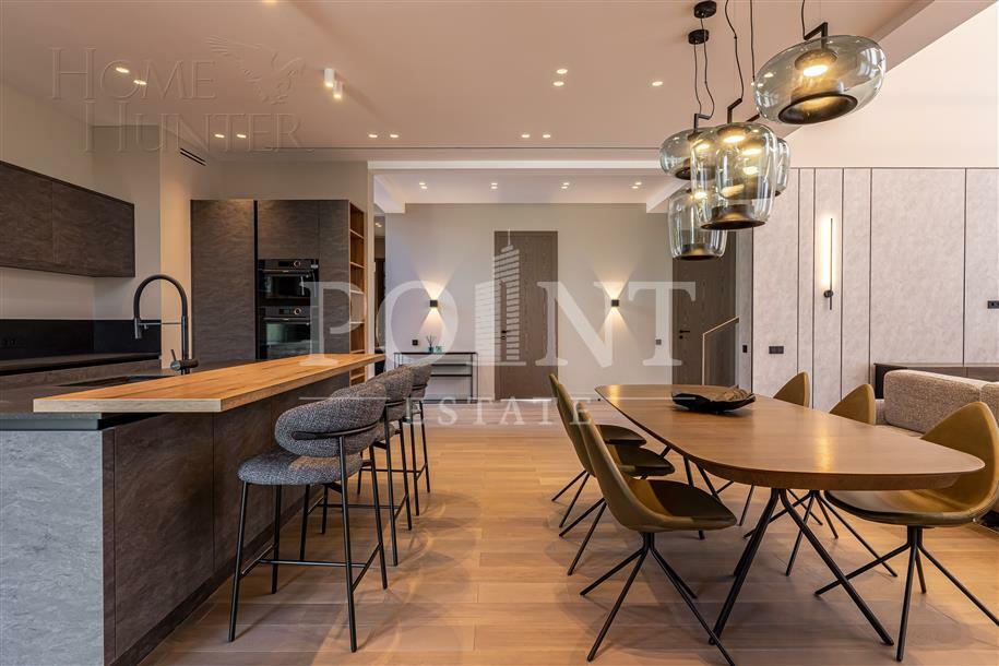 2-этажный коттедж 700 м² с отделкой