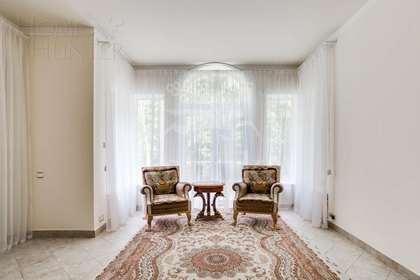 2-этажный коттедж 850 м² с отделкой