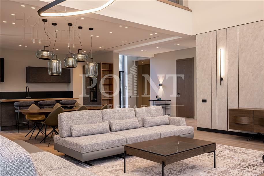 2-этажный коттедж 700 м² с отделкой