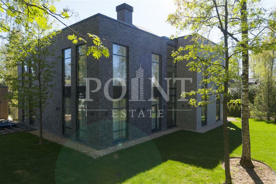 2-этажный коттедж 700 м² с отделкой