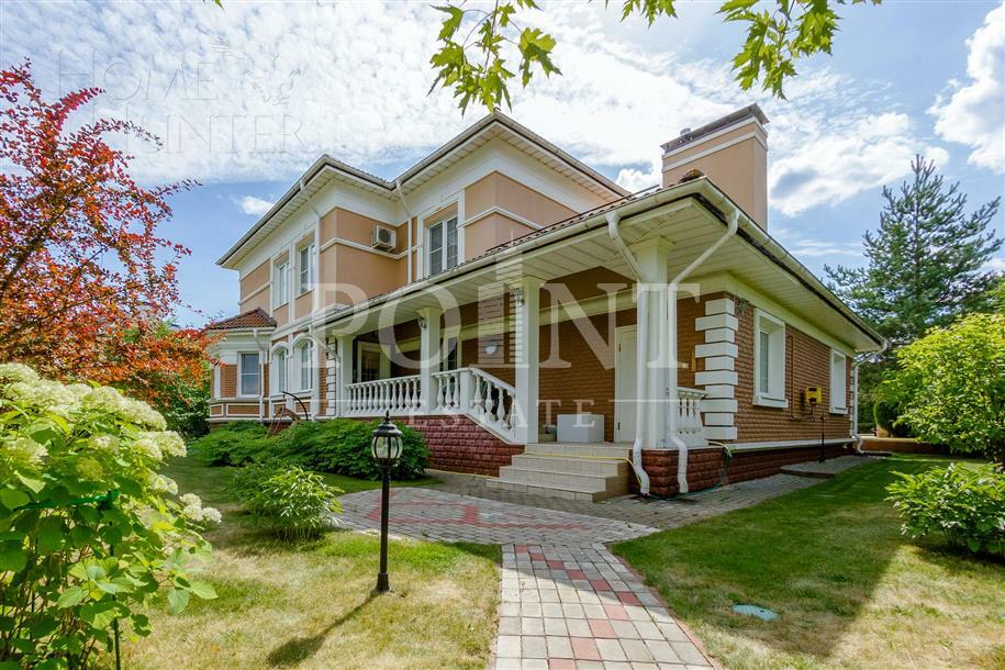 2-этажный коттедж 400 м² с отделкой