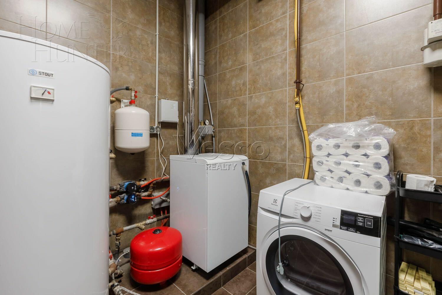 2-этажный коттедж 350 м² с отделкой