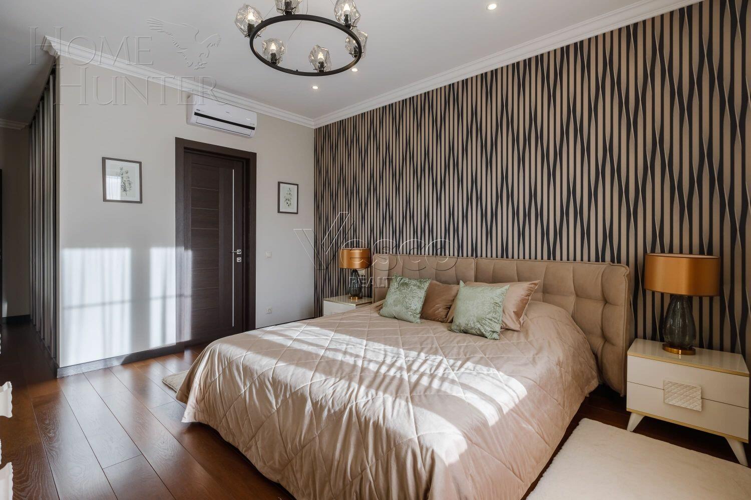 2-этажный коттедж 350 м² с отделкой