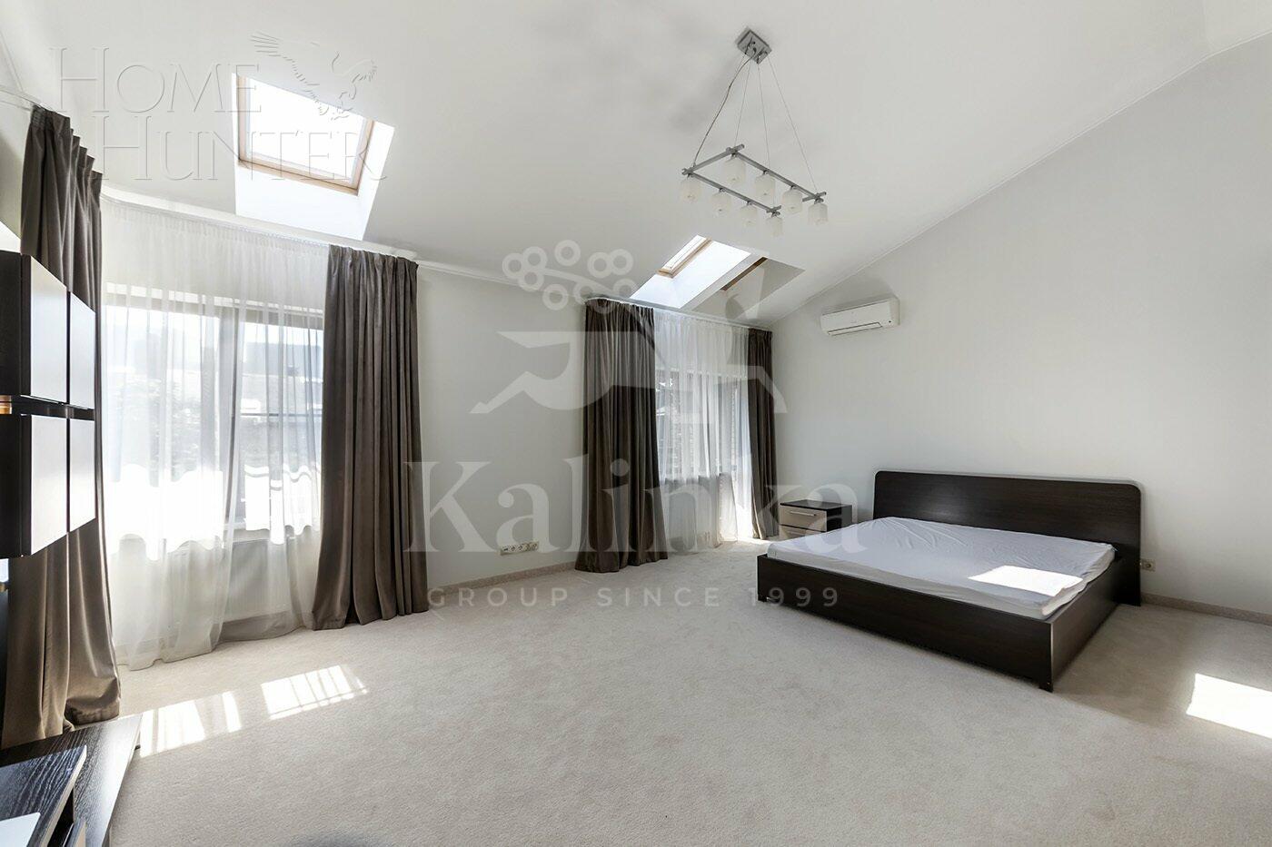 2-этажный таунхаус 220 м² с отделкой