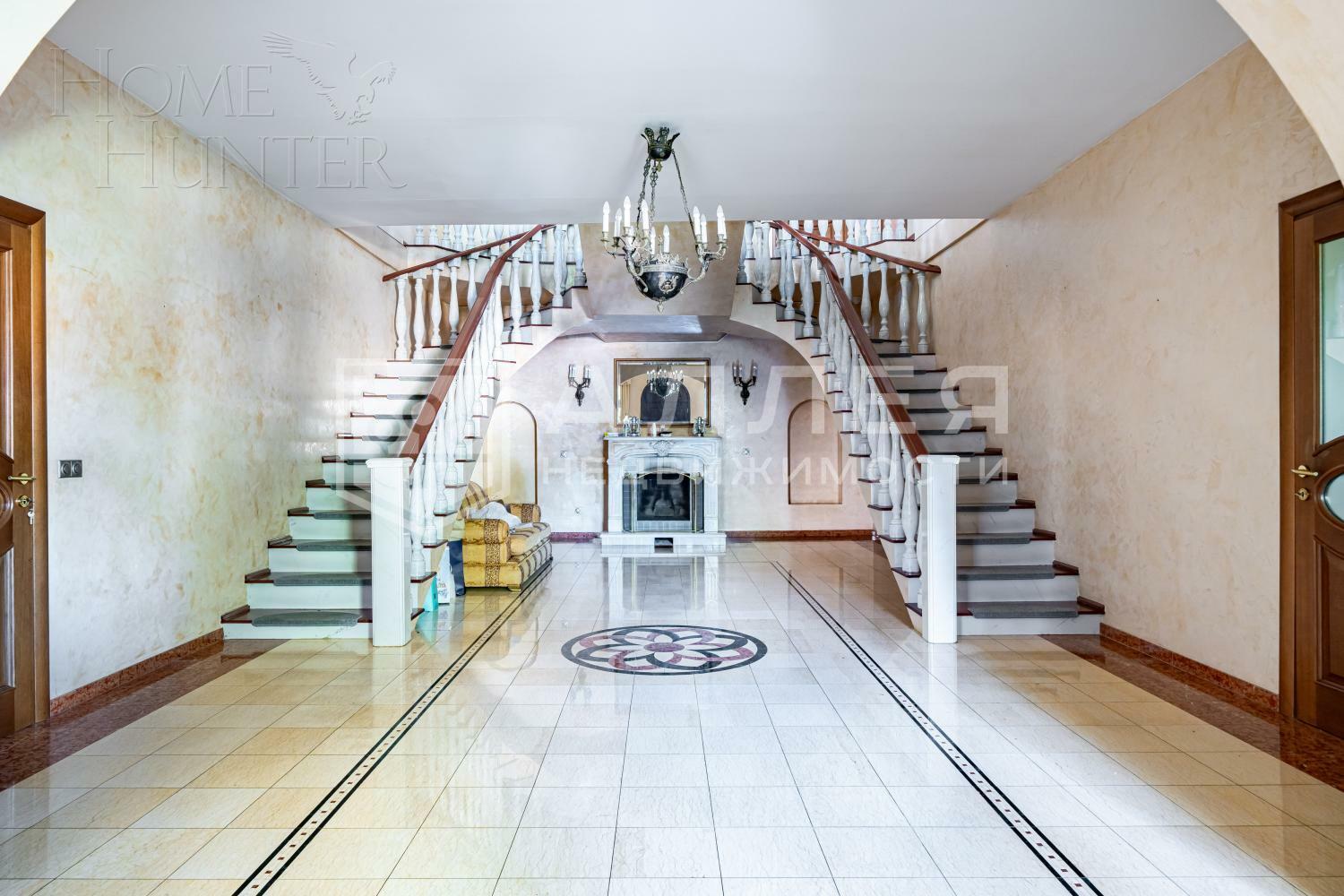 3-этажный коттедж 880 м² с отделкой