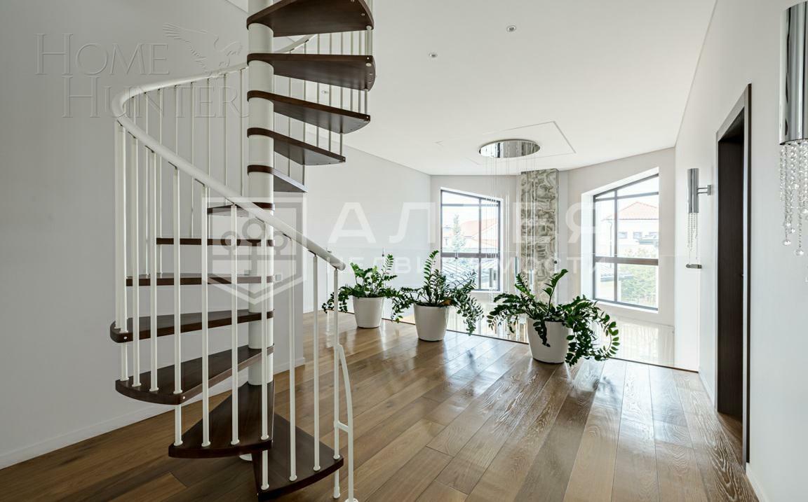 2-этажный коттедж 496 м² с отделкой