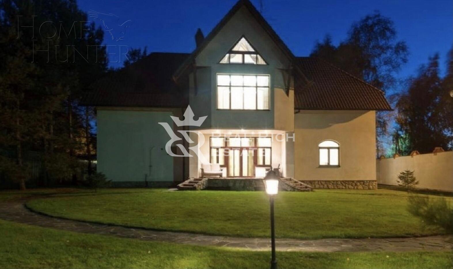 2-этажный коттедж 322 м² с отделкой