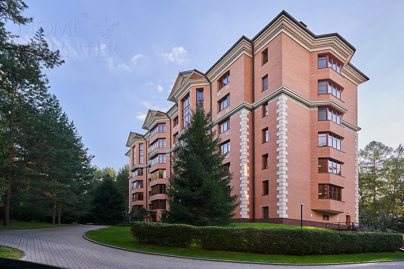 5-КОМН. КВАРТИРА С ОТДЕЛКОЙ 220.3 М² НА 2 ЭТАЖЕ