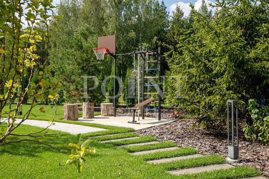 2-этажный коттедж 980 м² с отделкой