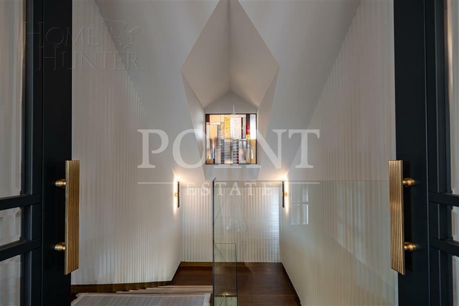 2-этажный коттедж 980 м² с отделкой