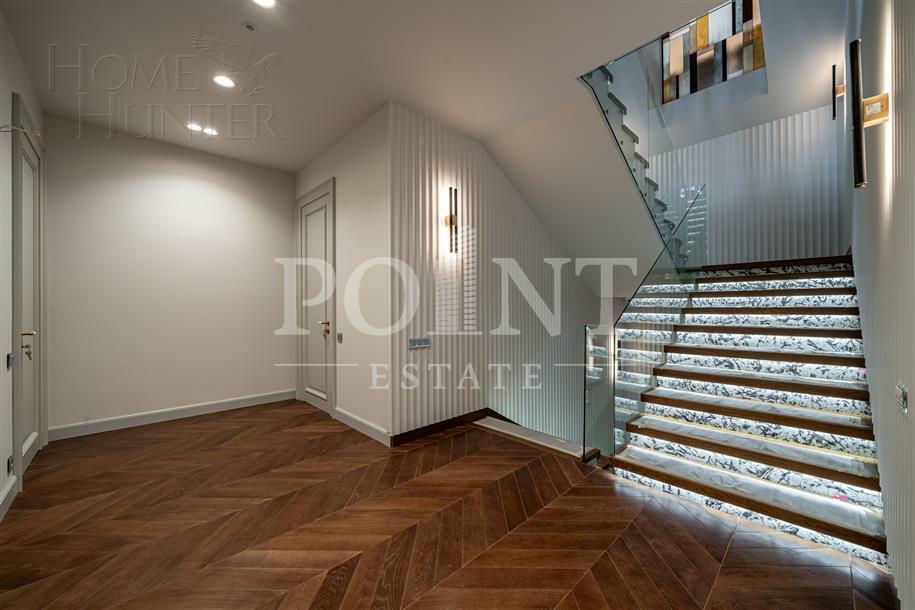 2-этажный коттедж 980 м² с отделкой