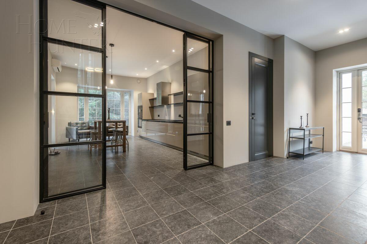 2-этажный коттедж 467 м² с отделкой