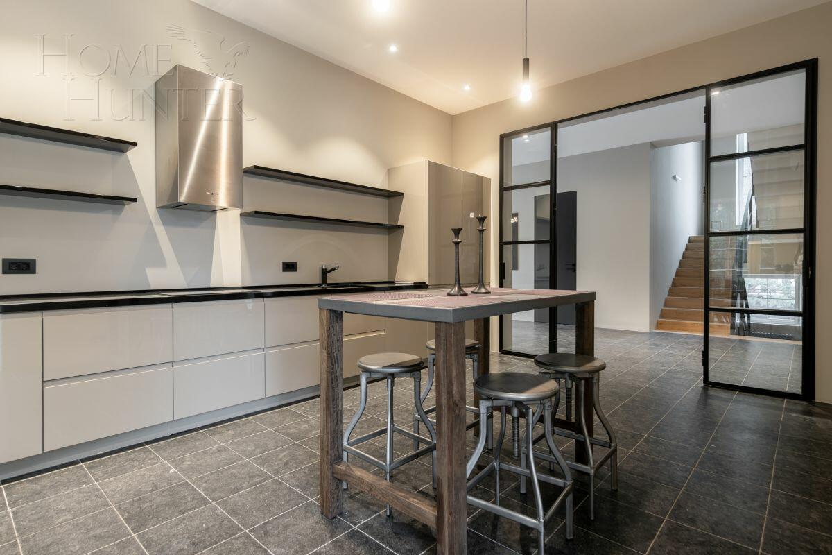 2-этажный коттедж 467 м² с отделкой