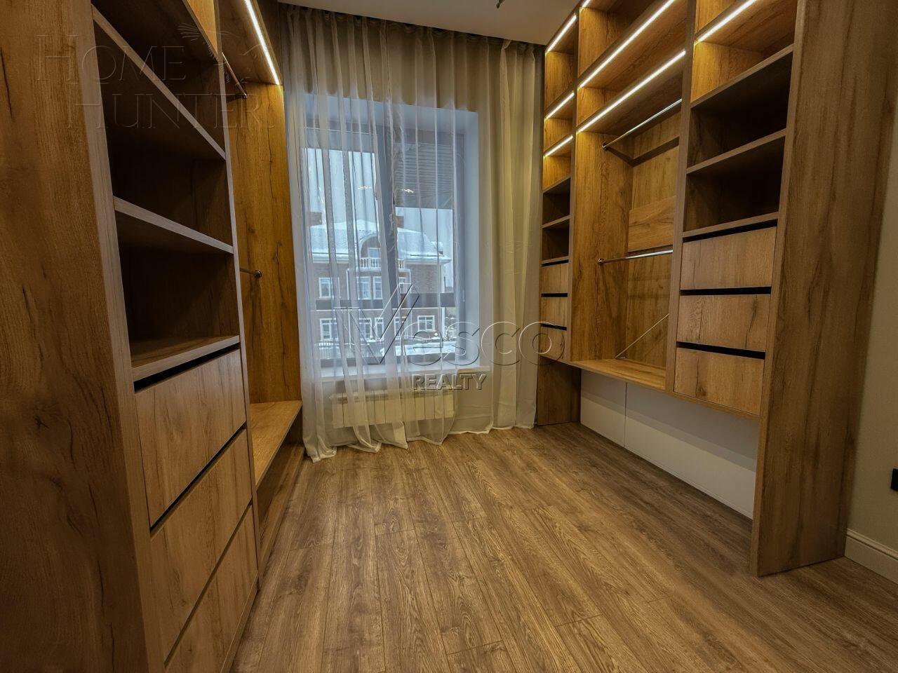 2-этажный коттедж 306 м² с отделкой