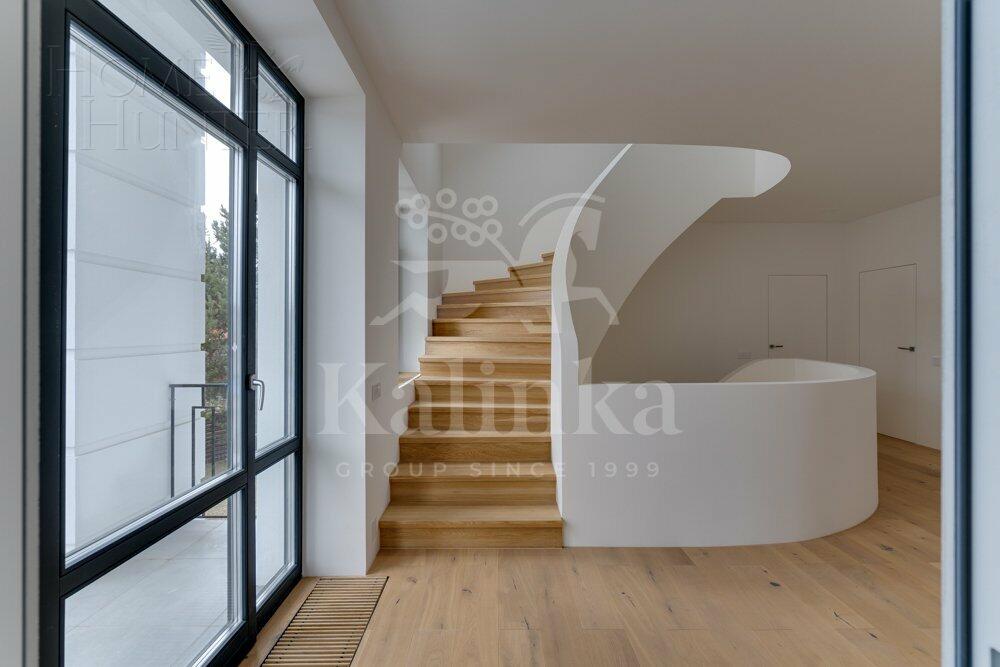 2-этажный коттедж 530 м² с отделкой