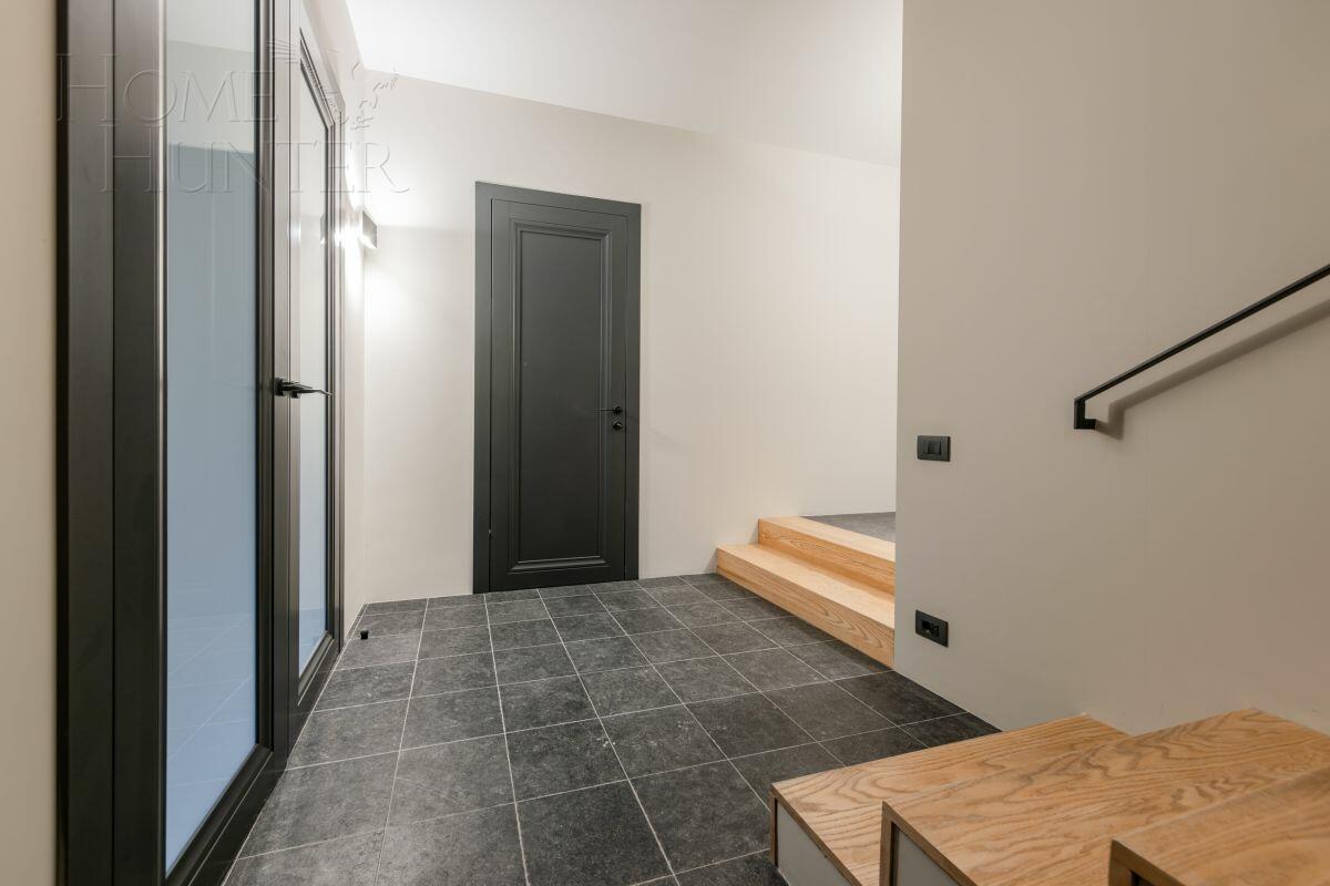 2-этажный коттедж 467 м² с отделкой